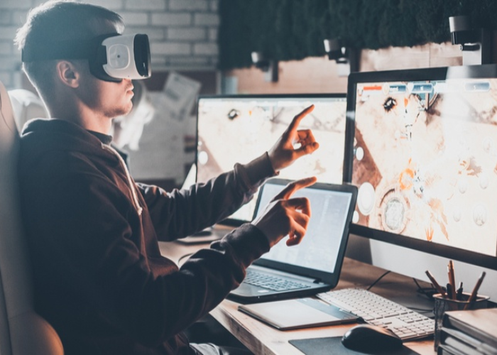 The Benefits of Virtual Reality and Augmented Reality Technology