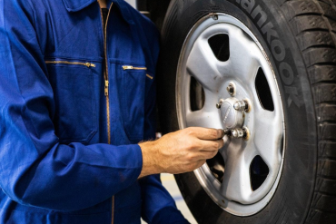 6 Cost-Effective Vehicle Maintenance Tips to Keep Your Fleet in Good Shape