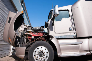 How Many Gallons of Fuel Does a Semi Hold